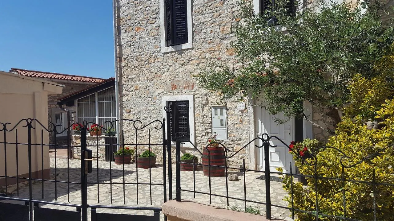 Tatil Evi Istrska Kamnita Hisa Soncni Medulin Villa Hırvatistan